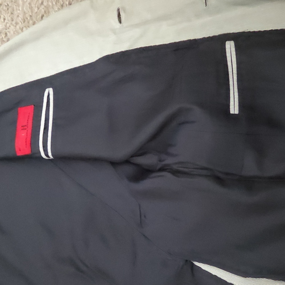 Carolina Herrera Gray Pinstripe Classic Suit for Formal Occasions - Picture 15 of 15